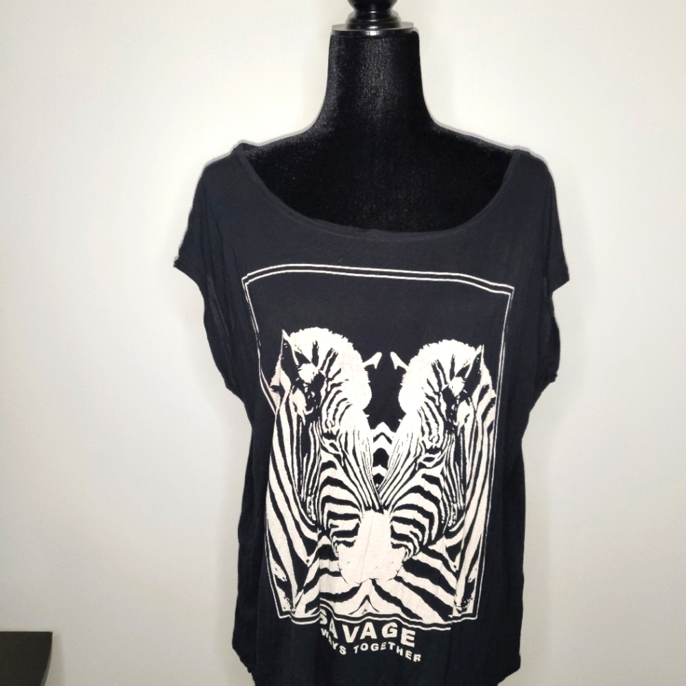 MNG Graphic Womens Tee